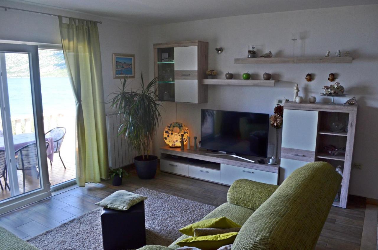Apartments Rina - Kneze Račišće Kültér fotó