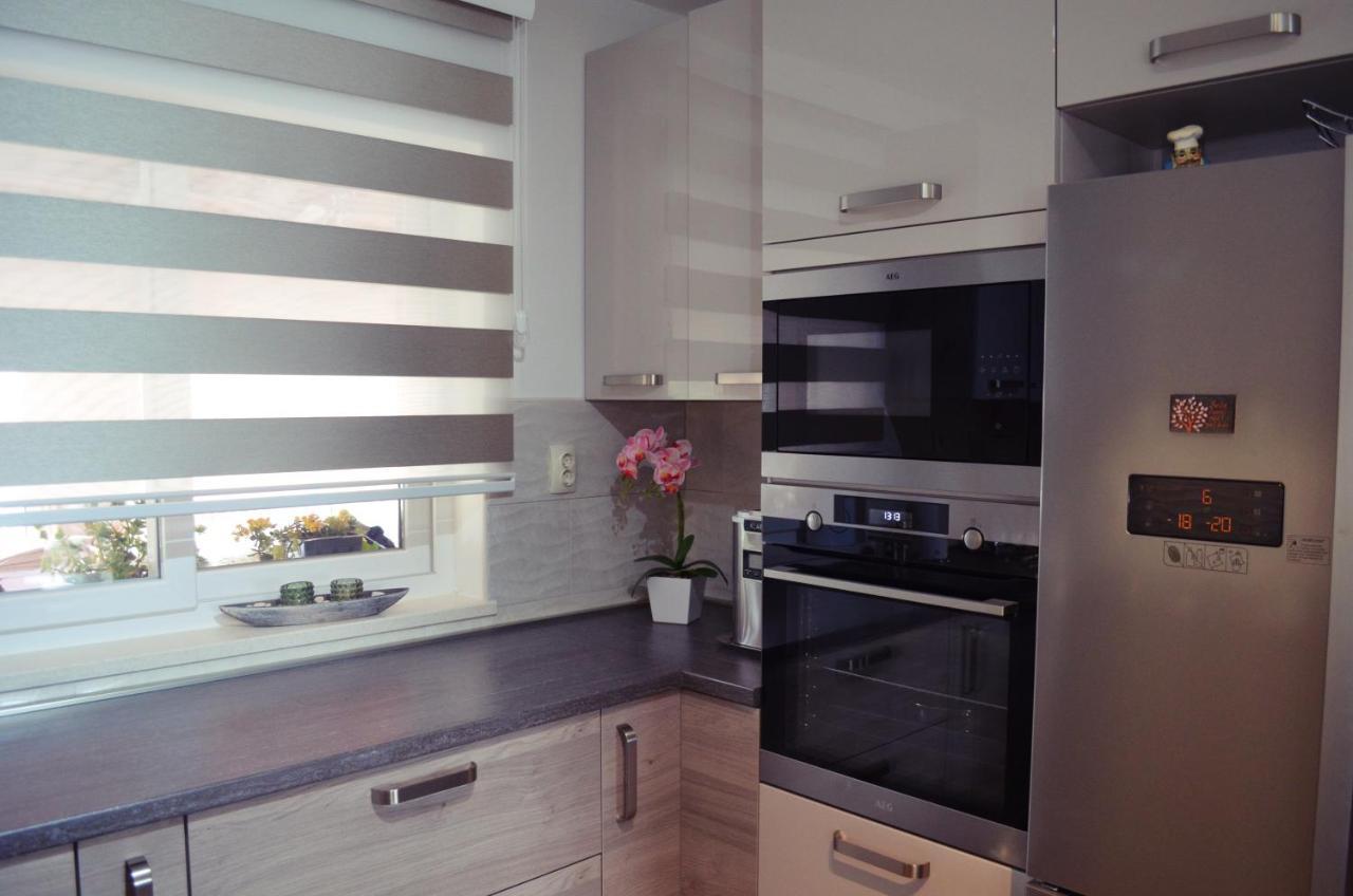 Apartments Rina - Kneze Račišće Kültér fotó