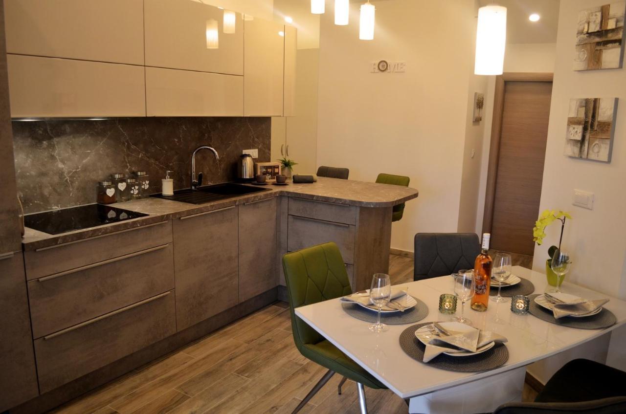 Apartments Rina - Kneze Račišće Kültér fotó