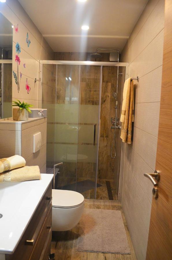 Apartments Rina - Kneze Račišće Kültér fotó