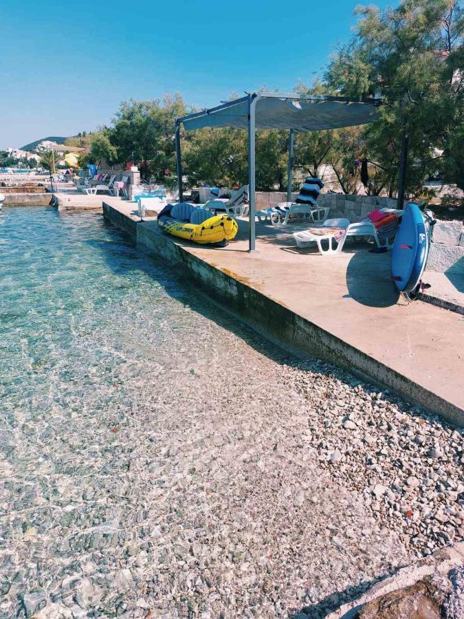 Apartments Rina - Kneze Račišće Kültér fotó