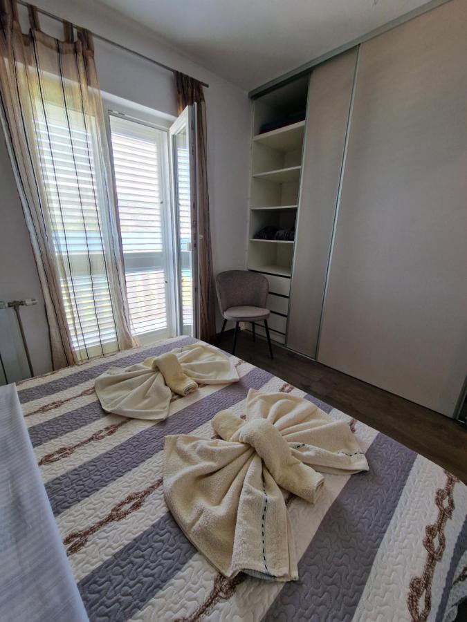Apartments Rina - Kneze Račišće Kültér fotó