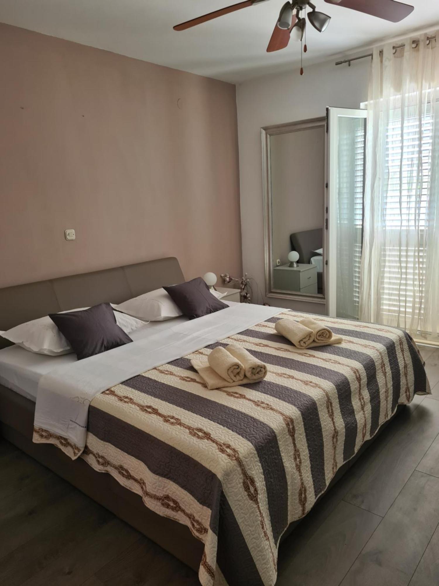 Apartments Rina - Kneze Račišće Szoba fotó